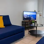 Studio En Plein Coeur De Paris Deuxieme Arrondissement Quartier Montergueil Chatelet