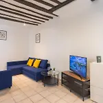 Studio En Plein Coeur De Paris Deuxieme Arrondissement Quartier Montergueil Chatelet