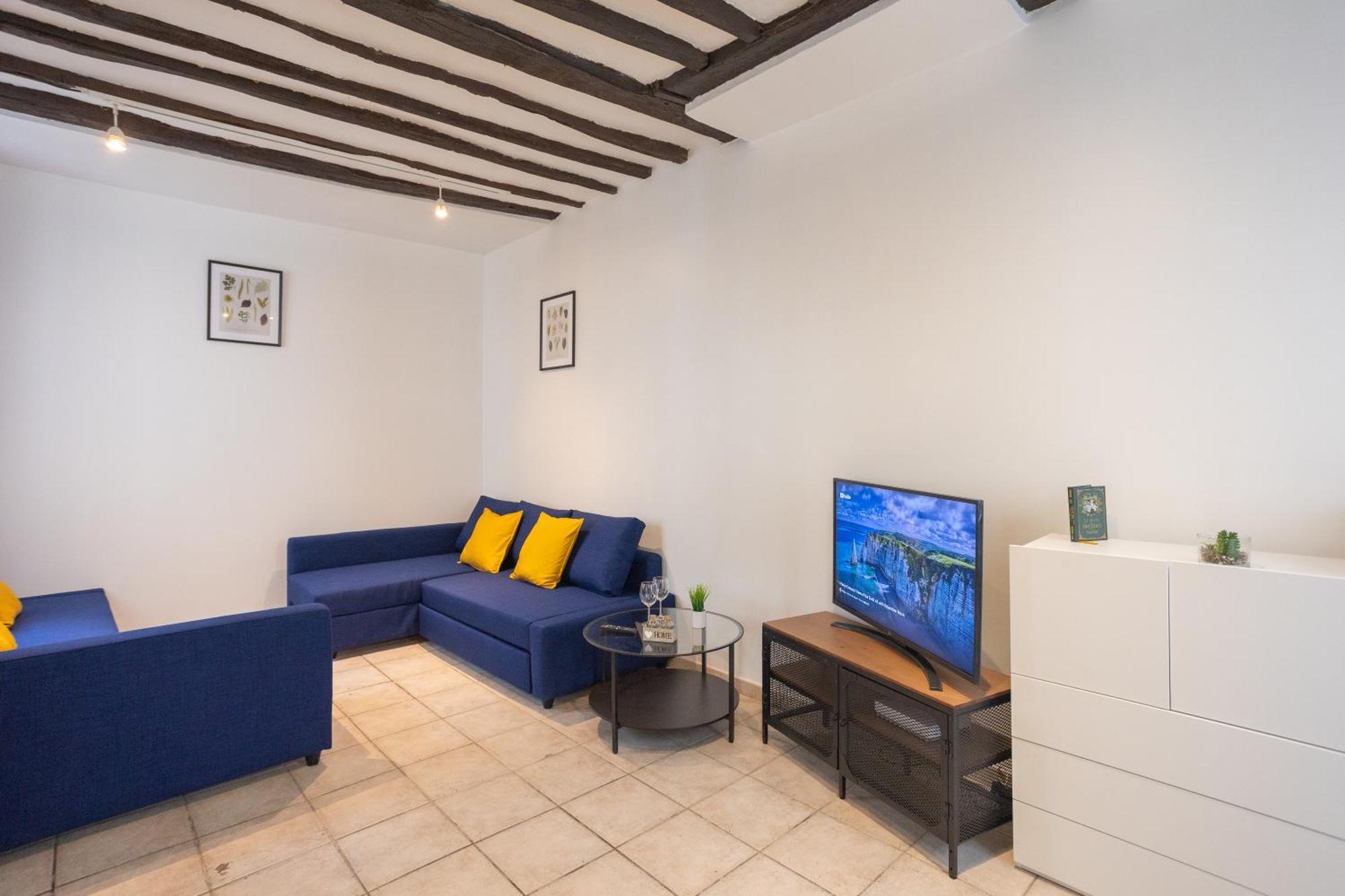 Appartement En Plein Coeur De Deuxieme Arrondissement Quartier Montergueil Chatelet